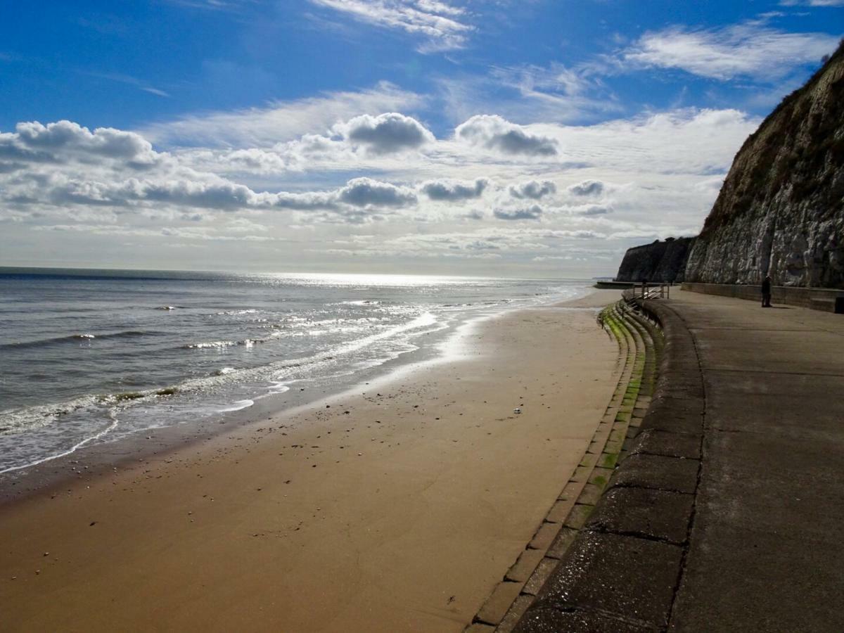 Beach Retreat Broadstairs Exterior photo
